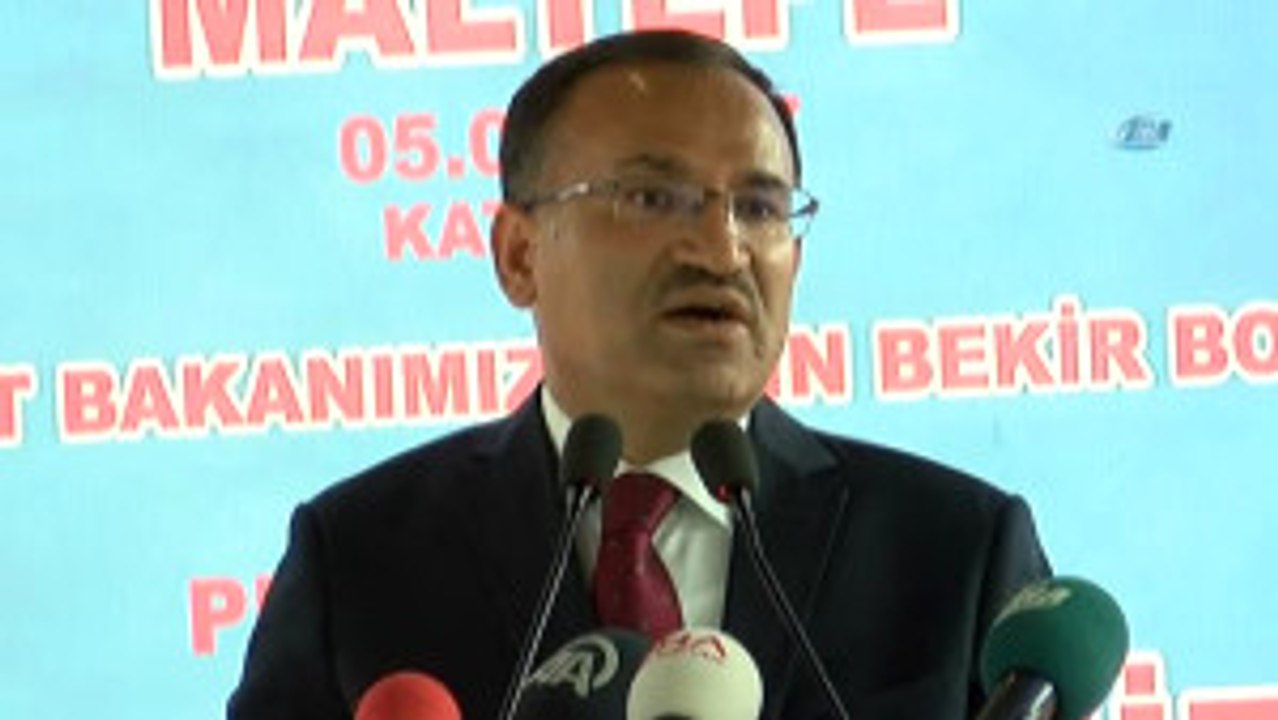 Bakan Bozdağ: "Kalkmışlar Türkiye'ye İnsan Hakları Dersi Veriyorlar"