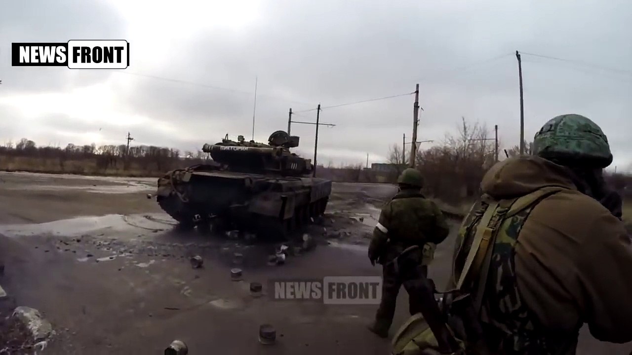 ДНРівські покидьки. Брат я вмію стріляти - брат молодець, получи в морду