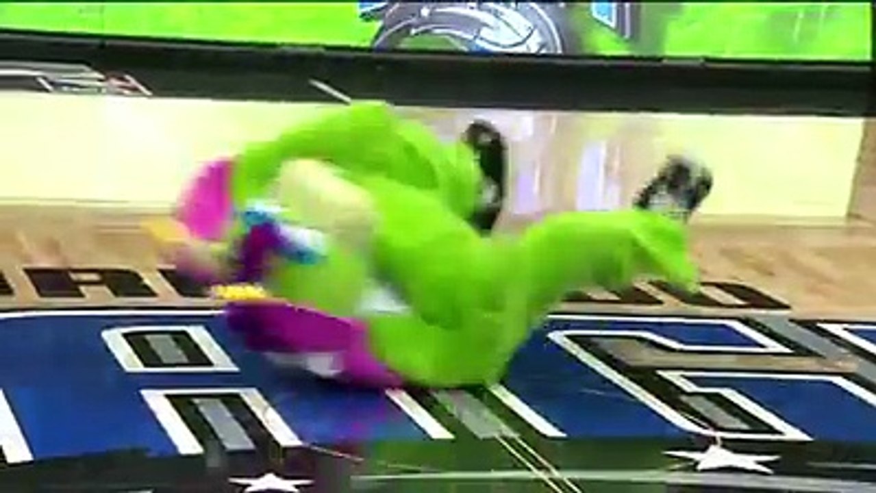 صالح الماجري في لقطة طريفة جدا