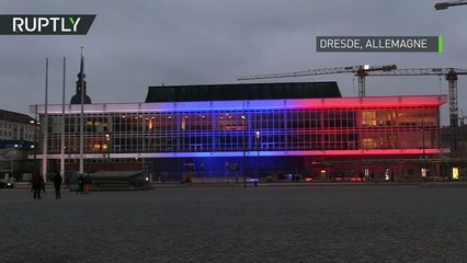 Dresde illumine le Palais de la Culture aux couleurs du drapeau russe