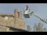 Valle Vegenana (MC) - Terremoto, recupero campana chiesa San Lorenzo (05.04.17)