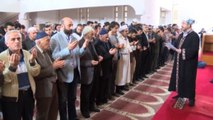 Yurt Genelinde İdlib'te Kimyasal Saldırıda Ölen Siviller İçin Gıyabi Cenaze Namazı Kılındı
