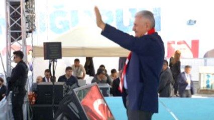Başbakan Yıldırım: "Bir Yandan Hizmet Ederken Bir Yandan Şeytan Taşladık"