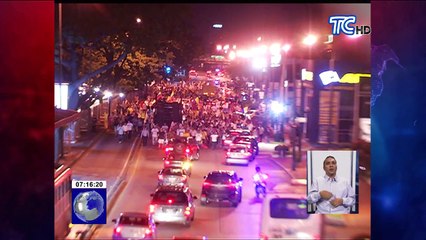 Simpatizantes de CREO marcharon en Guayaquil y obstaculizaron el puente de la Unidad Nacional