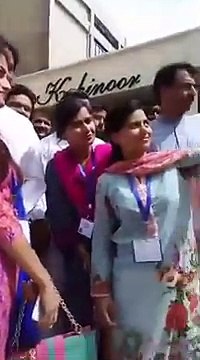 Teachers taking selfies with Imran Khan and giving respect to IK