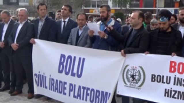 Suriye'nin İdlib Kentinde Öldürülenler İçin Gıyabi Cenaze Namazı Kılındı