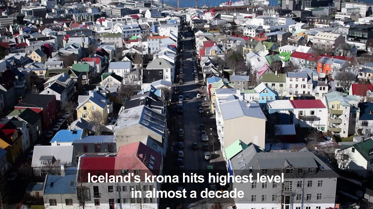 Iceland's strong krona a curse for tourism, fisheries