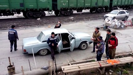 Can You Guess How Many People In This Car