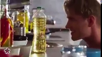 Very Funny هاهاهاهاهها میری تو ہنسی نہیں رک رہی