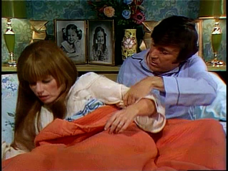 Mary Hartman, Mary Hartman Episode 221  Feb 07, 1977