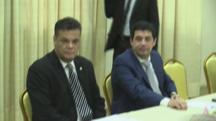 Ejecutivo y legislativo de Paraguay intentan negociar enmienda que busca reelección