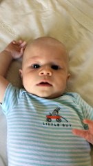 4-month-old baby clearly says "Hello"