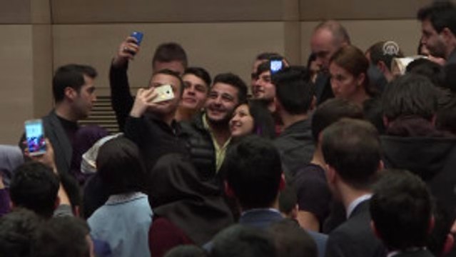 Cumhurbaşkanı Erdoğan, Facetime Üzerinden Gençlere Seslendi