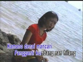 Wenni Afni - Den Kubua Cinto Di Hati [Official Music Video]