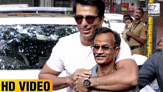Sonu Sood's CUTE Moment With Fan | CBFC Office Inauguration | LehrenTV