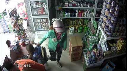 Hai mẹ con trộm chuyên nghiệp