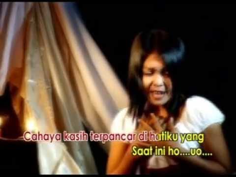 Yelse Feat. Thomas - Dahlia [Official Music Video]