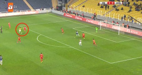 Volkan Şen'in Uzun Süre Sonra Attığı Gol Taraftarları Şaşkına Çevirdi