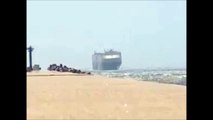 Un bateau de croisière en detresse à cause de vents violents...