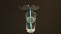 Tuto Facile : Une belle moustache quand vous buvez