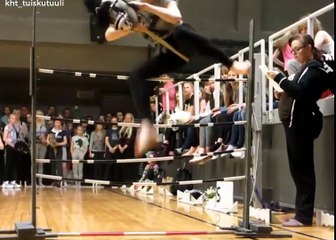 Tarihin en garip oyunu, at olan kadınlar