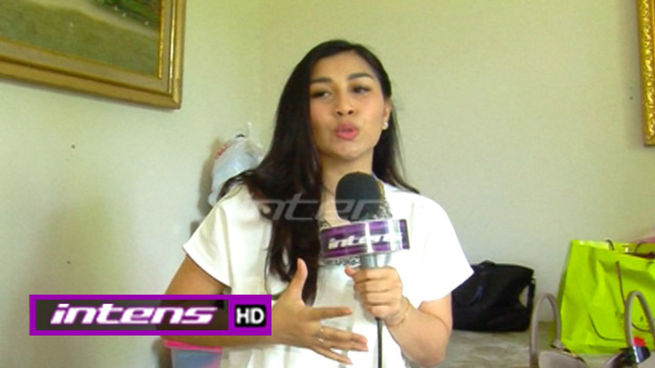 Nisya Ahmad Jalani Syuting Stripping - Intens 06 April 2017