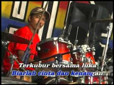 Evie Tamala - Akhir Sebuah Cerita [Official Music Video]