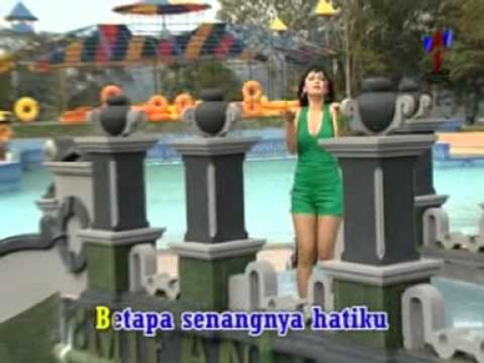Zaskia - Malu Tapi Mau [Official Music Video]