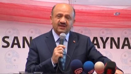 Download Video: Bakan Fikri Işık, Kocaeli İnsan Kaynakları İstihdam Fuarı ve Kariyer Günlerine Katıldı