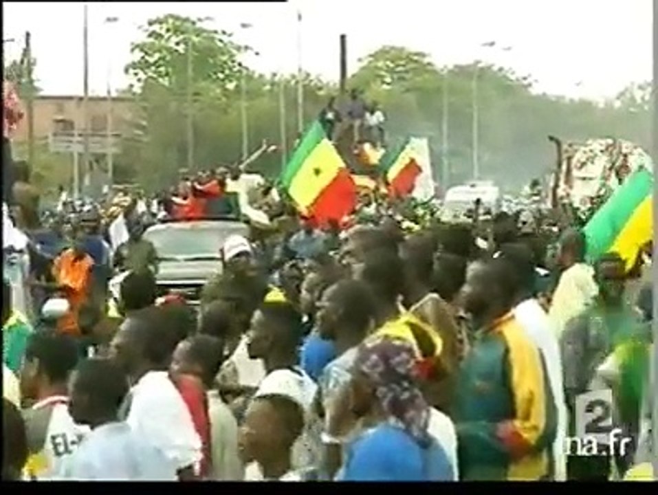 Vidéo - France/Sénégal (0-1): Quand Me Wade et Macky Sall célébraient la victoire des Lions, Regardez!