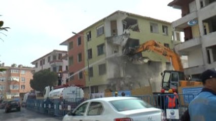 Büyükçekmece'deki Kentsel Dönüşüme Başkan Eli Değdi