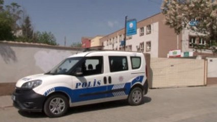 Adana'da 16 Öğrencide 'Gıda Zehirlenmesi' Şüphesi