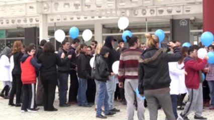 Anadolu Ajansı 97 Yaşında - Otizmli Öğrenciler Gökyüzüne Balon Bıraktı