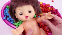 Learn Colors Crying Baby Doll Bath Time With M&Ms Chocolate Nursery Rhymes Finger Song-NT6