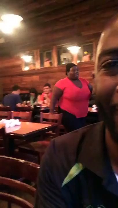 Angry Woman Quits Job In Unique Way!