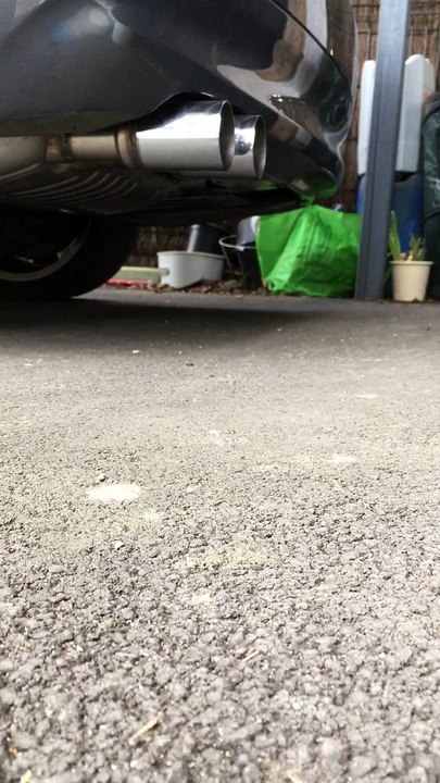 BMW 330i e90 BM PERFORMANCE EXHAUST COLD START