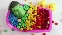 Superhero Hulk Baby Doll Bath Time M&Ms Chocolate Shower With Nursery Rhymes Finger Family Song-T_PrvyH