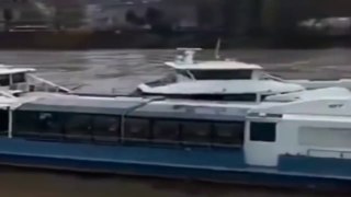 Big Ship vs Bridge Compilation! Crazy Boat Crashes 2017! Worst Boat Fails!-VLD