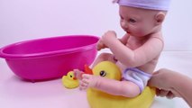 Nursery Rhymes Finger Song Learn Colors Bubble Gum Baby Doll Bath Time-YWJXtrDz