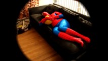 Spiderman Vs Venom - EPIC Sword Fight - Superhero Battle In Real Life スパイダ