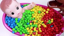 Bad Baby Doll Crying Bath Time Learn Colors With m&m Nursery Rhymes Finger Song-BeISbS-