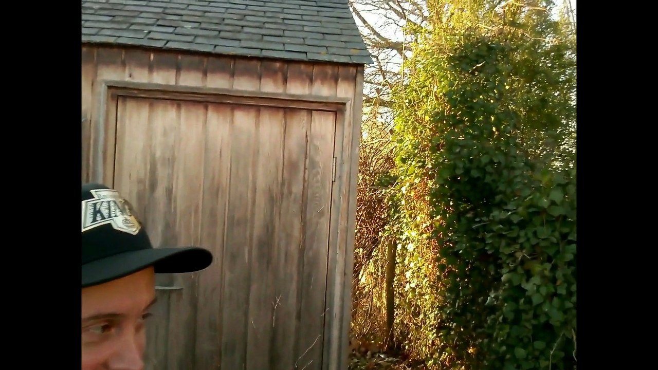 manuel ferré "je n'suis bien que quand ça tourne" (clip)