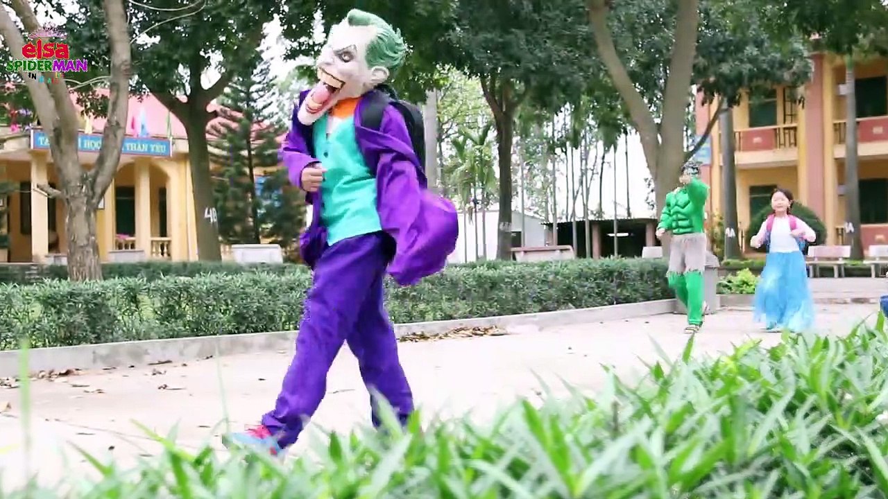 Frozen Elsa & Spiderman AT SCHOOL Learn Number! Prank Joker Maleficent Teacher! Superhero fun-P1G