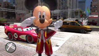 Mickey Mouse Drives Disney Cars Lightning McQueen to Get a Hotdog-c0IGQ