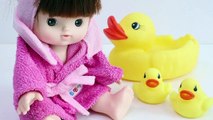 Baby Doll Bath Time Learn Colors Nursery Rhymes Finger Song DIY Orbeez Icecream-Ba