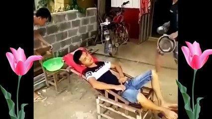 Voir tous les pantalons pee rire(Evangelism)