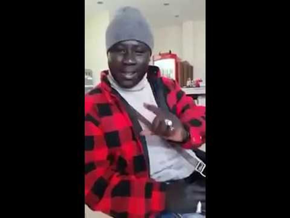 IL CHANTE COMME LES HINDOUS
