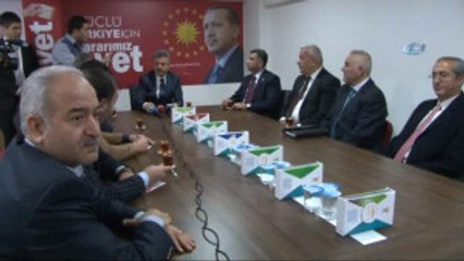 CHP'li Vekilden AK Parti'ye Ziyaret