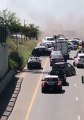 Attaque de fourgon blindé en plein bouchons sur l'autoroute en Afrique du sud...