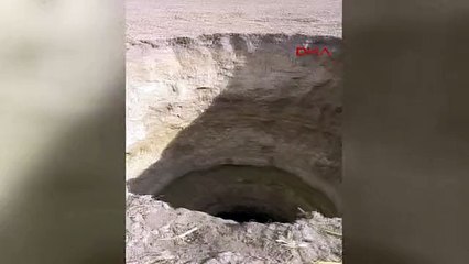 Konya Karapınar'da Yeni Bir Obruk Oluştu